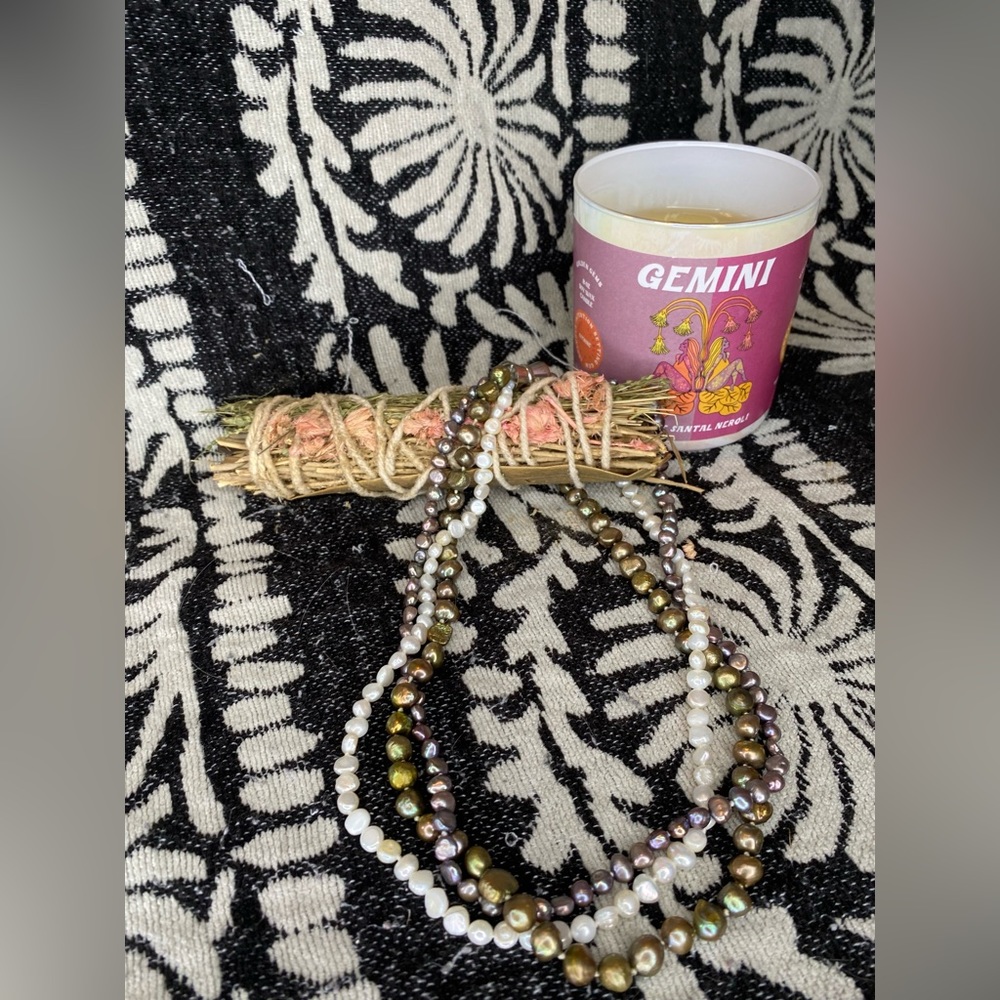 3 string pearl necklace magnetic clasp